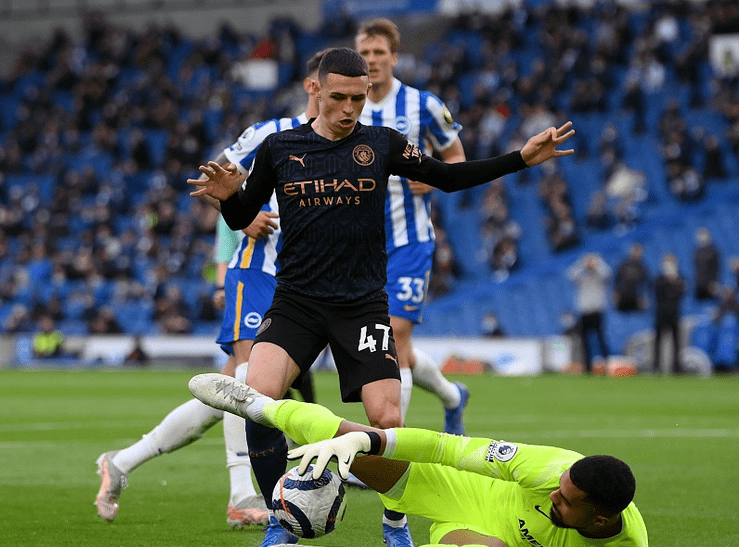 关于尼斯训练开放日，赛前篮板制胜引欢呼，英超在即，更衣室氛围转暖的信息-爱游戏